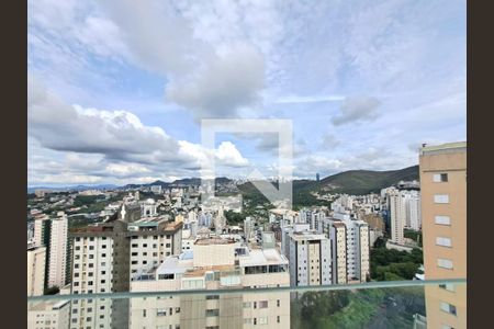 Apartamento para alugar com 4 quartos, 230m² em Buritis, Belo Horizonte
