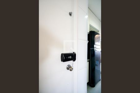 Fechadura eletrônica de apartamento para alugar com 3 quartos, 83m² em Parque Maria Luiza, São Paulo