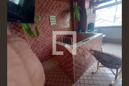 Foto 11 de casa à venda com 4 quartos, 200m² em Jardim Helena, Taboão da Serra