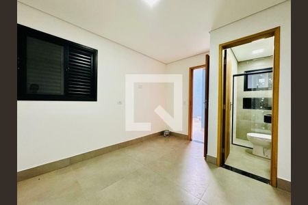 Casa à venda com 2 quartos, 140m² em Cupecê, São Paulo