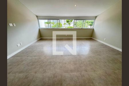 Casa à venda com 3 quartos, 260m² em Barra da Tijuca, Rio de Janeiro