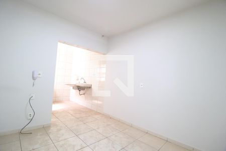 Sala/Quarto de kitnet/studio para alugar com 1 quarto, 18m² em Martins, Uberlândia