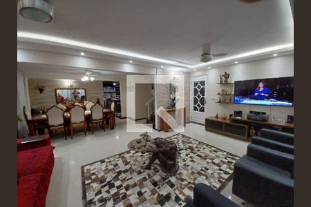 Casa à venda com 5 quartos, 483m² em Taquara, Rio de Janeiro