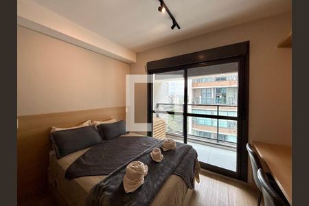 Quarto de kitnet/studio para alugar com 1 quarto, 26m² em Jardim das Acacias, São Paulo