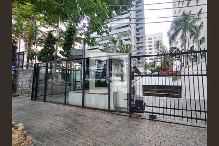 Fachada e portaria de apartamento à venda com 4 quartos, 286m² em Jardim da Saúde, São Paulo