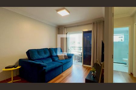 Sala de TV de apartamento à venda com 2 quartos, 85m² em Pinheiros, São Paulo