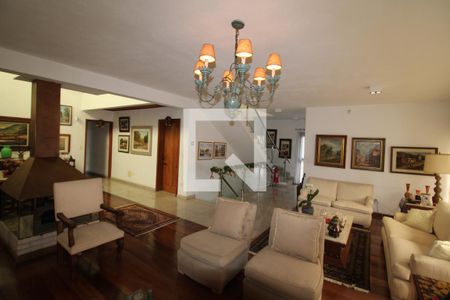 Sala de casa à venda com 7 quartos, 412m² em Jardim Sao Bento, São Paulo