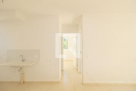 Sala de apartamento para alugar com 2 quartos, 40m² em Campo Grande, Rio de Janeiro