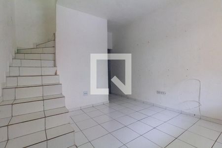 Sala de casa de condomínio à venda com 2 quartos, 56m² em Vila Silvia, São Paulo