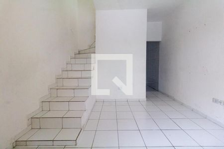 Sala de casa de condomínio à venda com 2 quartos, 56m² em Vila Silvia, São Paulo