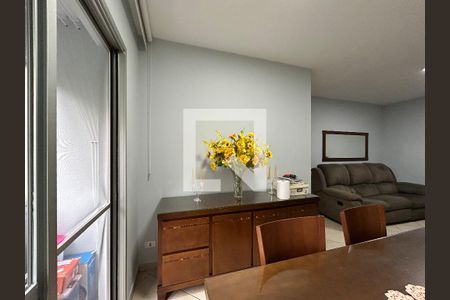 Sala de apartamento à venda com 3 quartos, 66m² em Vila Amélia, São Paulo