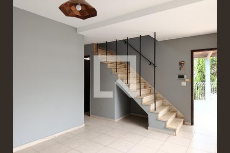 Sala de casa à venda com 2 quartos, 115m² em Vila Madalena, São Paulo