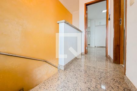 Escada de apartamento à venda com 2 quartos, 81m² em Vila Mariana, São Paulo