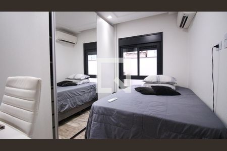 Casa de Condomínio à venda com 3 quartos, 120m² em Vila Lucia, São Paulo