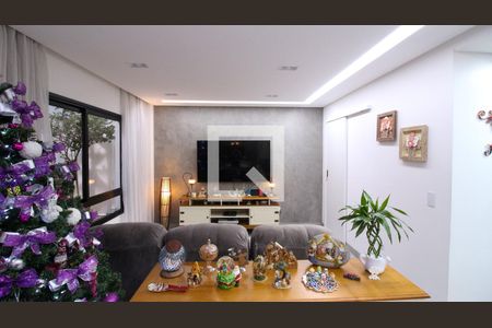 Casa de Condomínio à venda com 3 quartos, 120m² em Vila Lucia, São Paulo