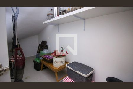 Casa de Condomínio à venda com 3 quartos, 120m² em Vila Lucia, São Paulo