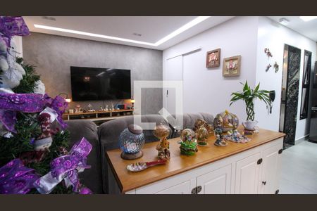 Casa de Condomínio à venda com 3 quartos, 120m² em Vila Lucia, São Paulo