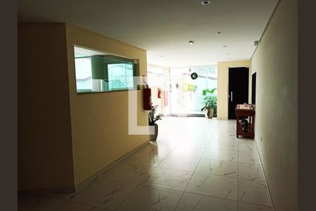 Hall de entrada de apartamento para alugar com 2 quartos, 54m² em Vila Sao Vicente, São Paulo