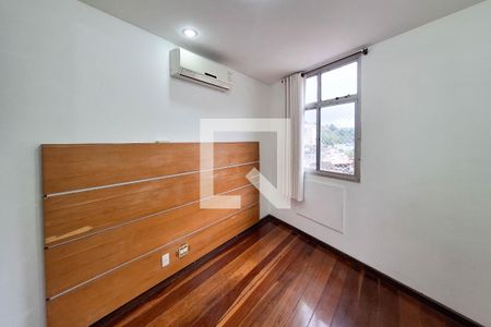 Quarto 1 de apartamento para alugar com 2 quartos, 70m² em Santa Rosa, Niterói