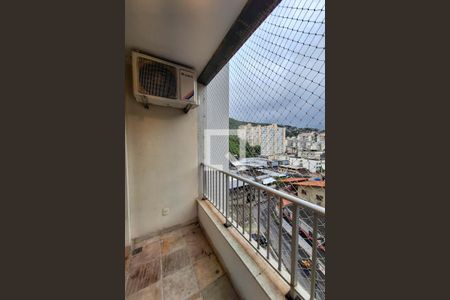 Sala de apartamento para alugar com 2 quartos, 70m² em Santa Rosa, Niterói