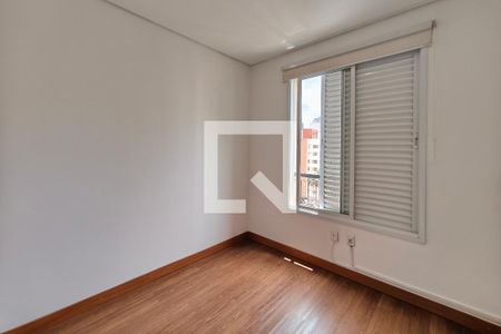 Quarto 2 de apartamento para alugar com 3 quartos, 89m² em Cambuí, Campinas