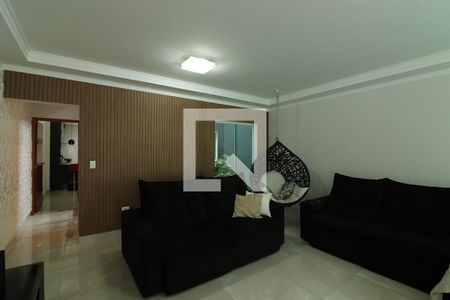 Casa à venda com 3 quartos, 209m² em Santa Terezinha, São Bernardo do Campo