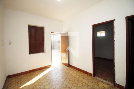 Sala de casa para alugar com 2 quartos, 153m² em Ramos, Rio de Janeiro