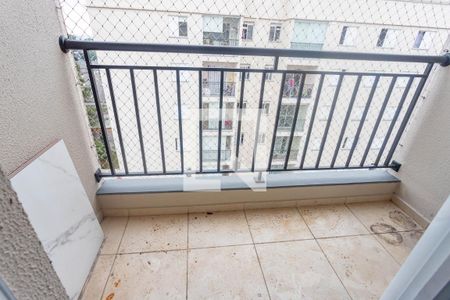 Varanda da sala  de apartamento para alugar com 2 quartos, 54m² em Conceição, Diadema