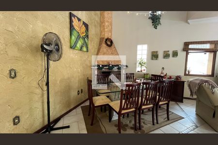 Casa à venda com 3 quartos, 274m² em Parque Taquaral, Campinas