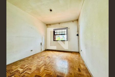 Casa à venda com 4 quartos, 160m² em Vila Alexandria, São Paulo