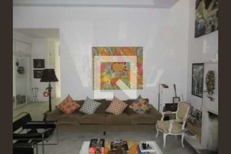 Casa à venda com 4 quartos, 435m² em Jardim Guedala, São Paulo