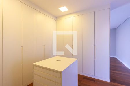 Quarto da suíte 1 de casa de condomínio à venda com 4 quartos, 350m² em Mont Blanc Résidence, Campinas