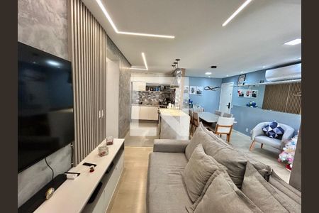 Sala de apartamento à venda com 2 quartos, 75m² em Picanço, Guarulhos
