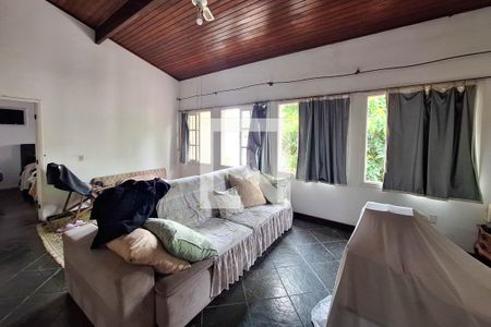 Sala 2 de casa à venda com 3 quartos, 258m² em Piratininga, Niterói