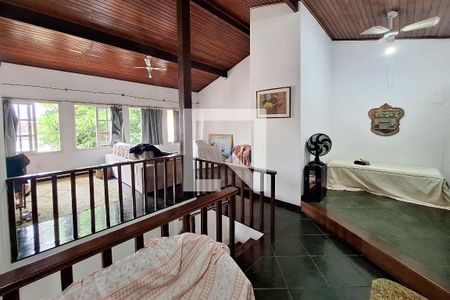 Sala 2 de casa à venda com 3 quartos, 258m² em Piratininga, Niterói