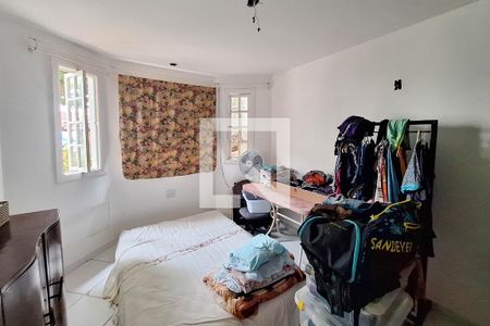 Quarto 1 de casa à venda com 3 quartos, 258m² em Piratininga, Niterói