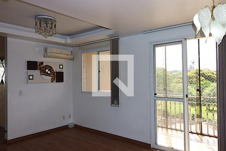 Sala de apartamento para alugar com 3 quartos, 72m² em Humaitá, Porto Alegre