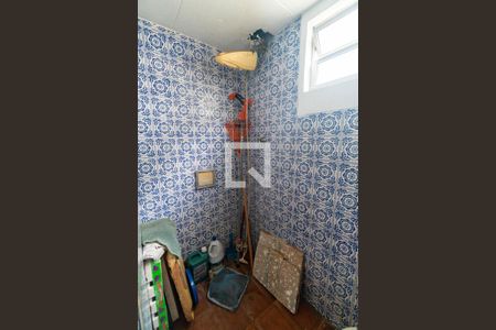 Banheiro de serviço de casa para alugar com 3 quartos, 760m² em Cidade Vargas, São Paulo