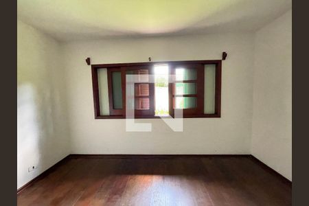 Casa de Condomínio para alugar com 5 quartos, 350m² em Granja Viana, Cotia