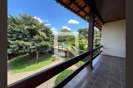 Casa de Condomínio para alugar com 5 quartos, 350m² em Granja Viana, Cotia