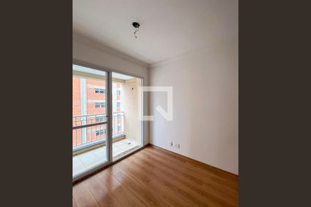 Sala de apartamento à venda com 3 quartos, 70m² em Vila Moinho Velho, São Paulo