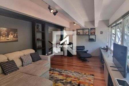 Casa à venda com 4 quartos, 593m² em Chácara Monte Alegre, São Paulo