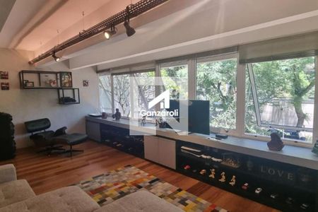 Casa à venda com 4 quartos, 593m² em Chácara Monte Alegre, São Paulo