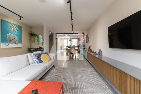 Sala de casa à venda com 2 quartos, 130m² em Cambuci, São Paulo