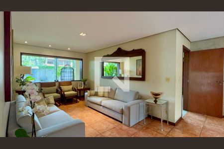 Sala de casa à venda com 4 quartos, 397m² em Alto de Pinheiros, São Paulo