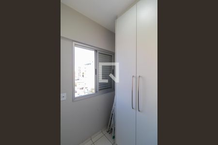 Quarto 01 de apartamento para alugar com 2 quartos, 48m² em Ponte Preta, Campinas