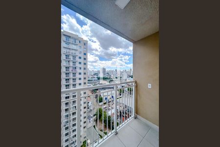 Varanda de apartamento para alugar com 1 quarto, 28m² em Guaiauna, São Paulo