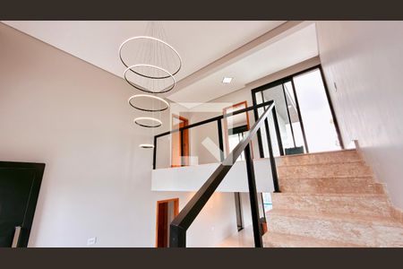 Corredor de casa à venda com 3 quartos, 572m² em Várzea, Lagoa Santa