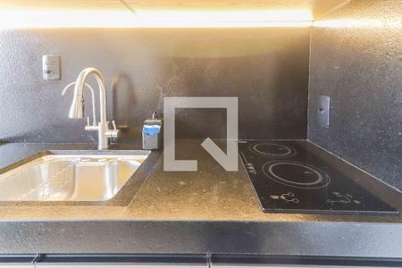 Cozinha de kitnet/studio para alugar com 1 quarto, 25m² em Vila Butantã, São Paulo