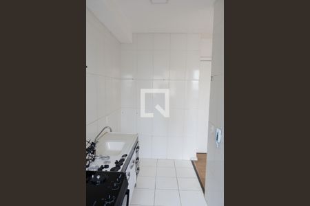 Cozinha de apartamento para alugar com 2 quartos, 42m² em Jardim do Lago, Osasco